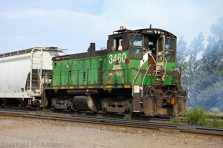 BNSF 3460 SW1500.jpg